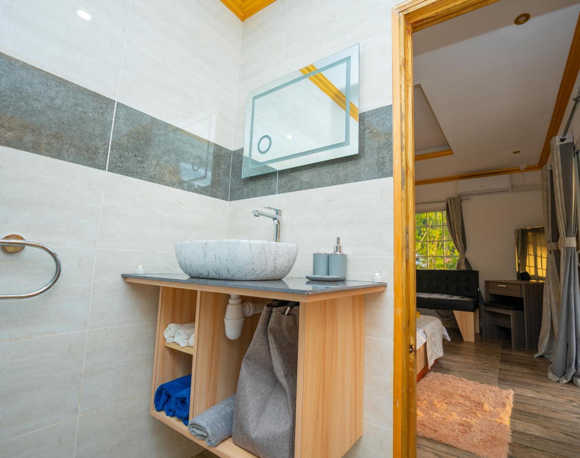 Paradise Breeze Apartment Misere Luaran gambar