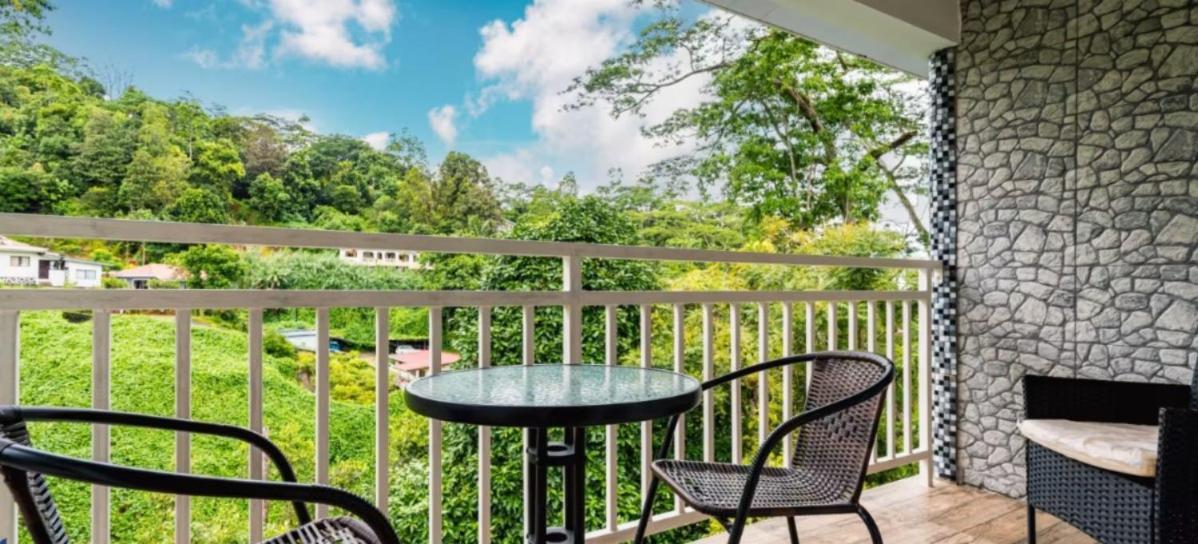 Paradise Breeze Apartment Misere Luaran gambar